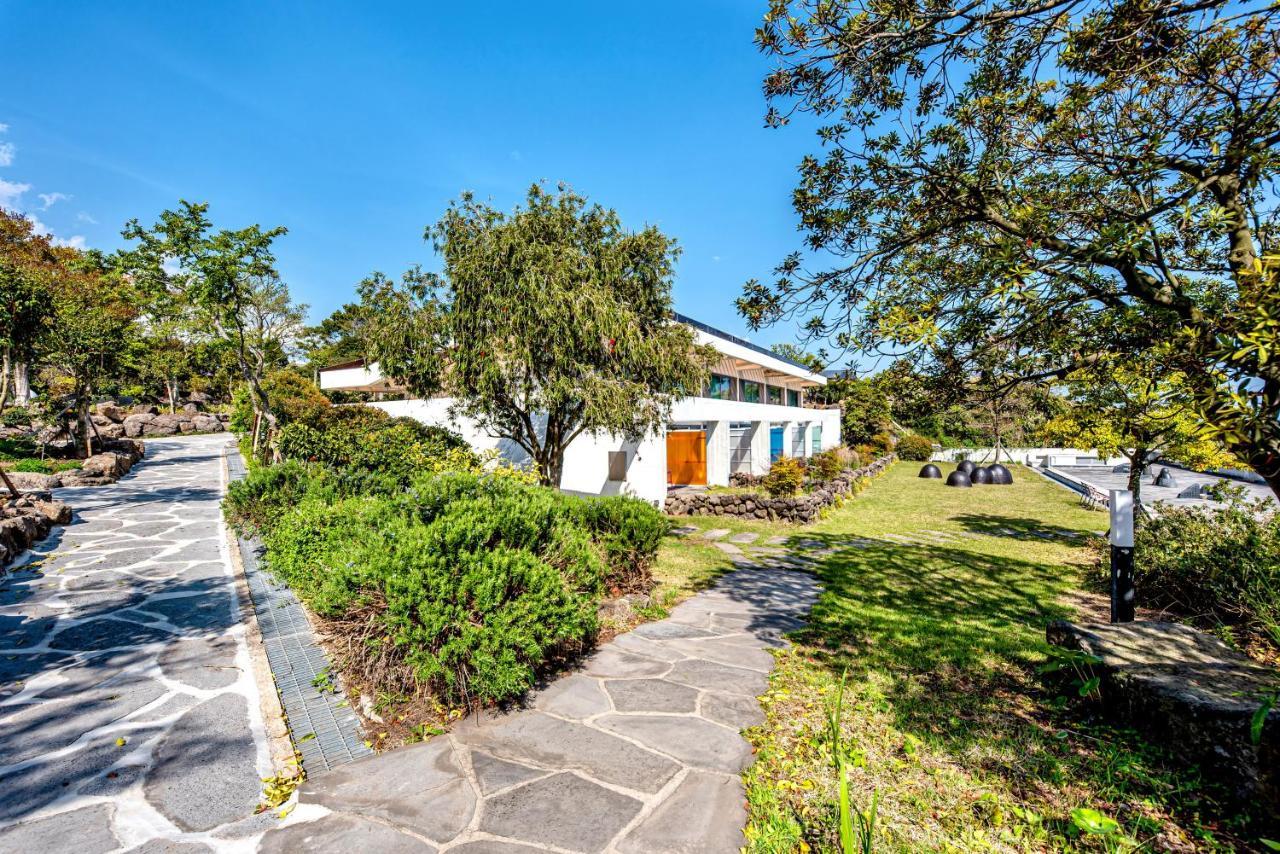 Jeju Bom Stay Seogwipo Bagian luar foto
